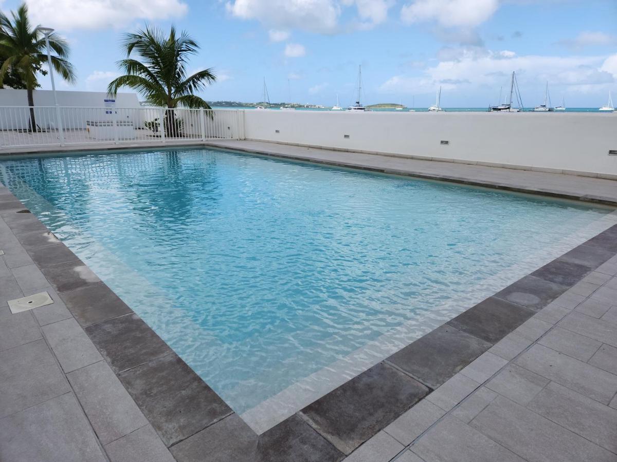 Beau Duplex Vue Mer Avec Piscine Et Acces Plage Marigot  Buitenkant foto